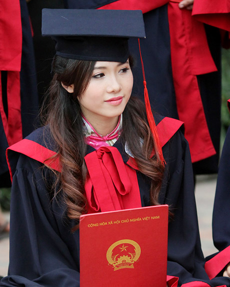 CHO thuê Đồng phỤC Tốt Nghiệp